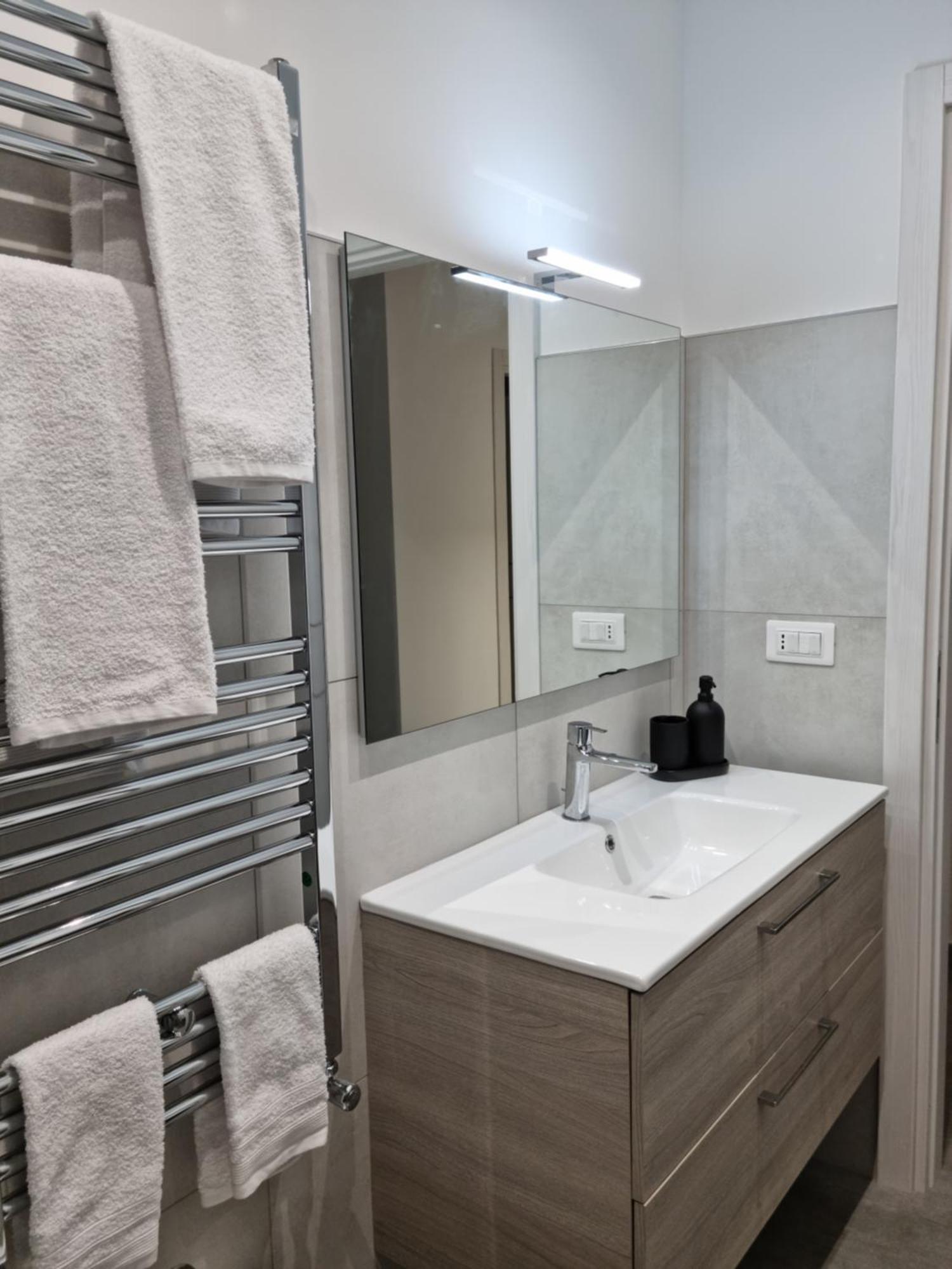 Kd Apartment, Accogliente, Moderno E Spazioso. Castel Di Sangro Eksteriør billede
